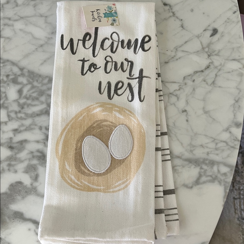 2 new kitchen towels